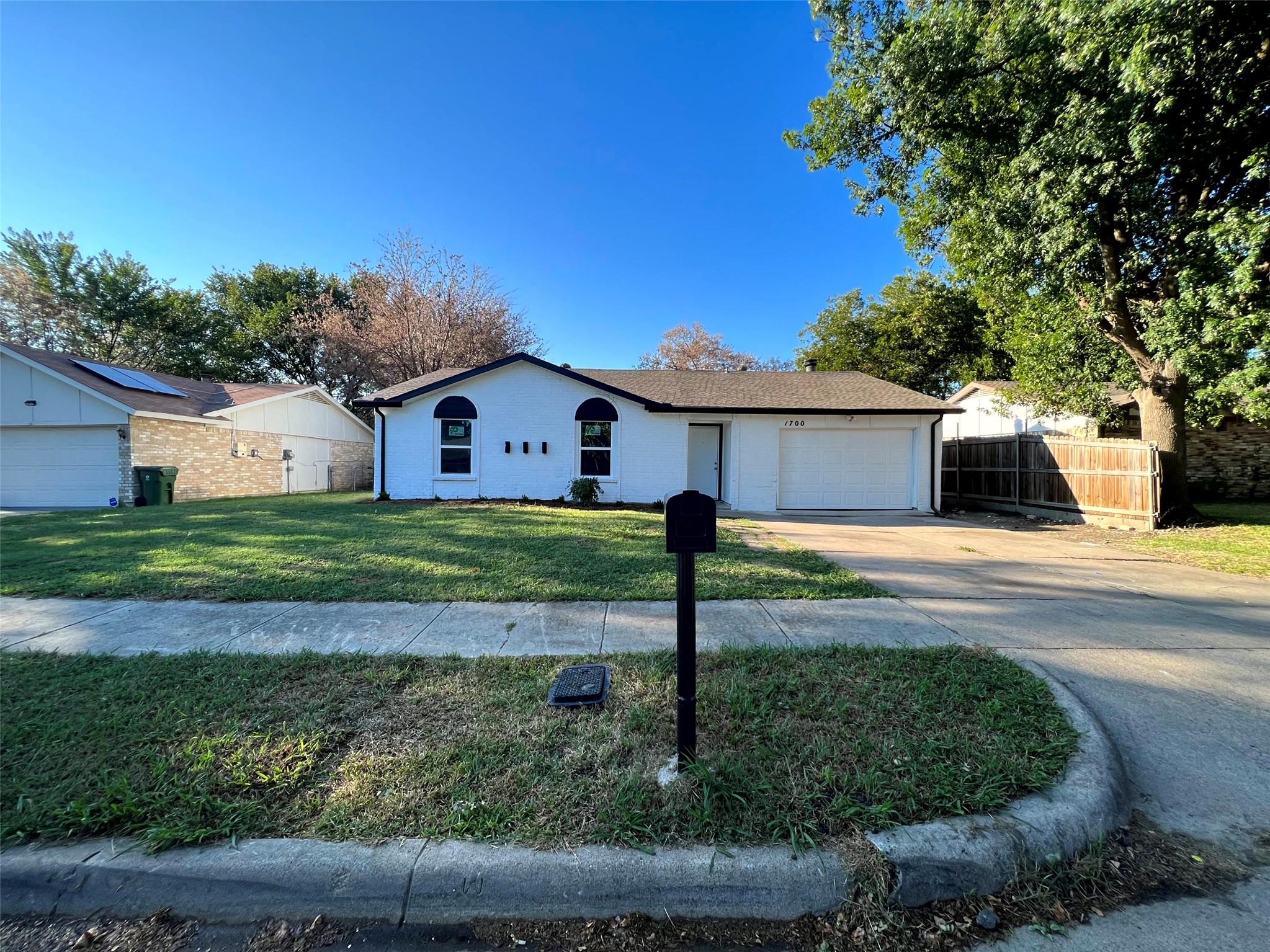 1700 Coronado Street